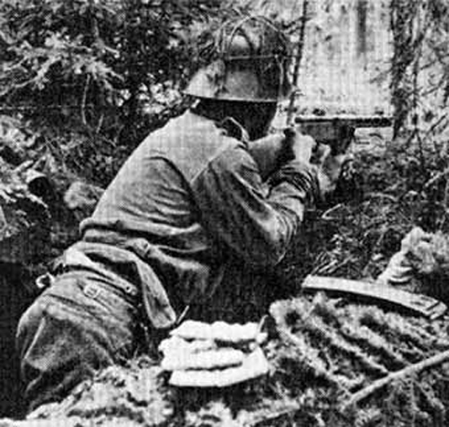 Suomi KP/-31, ���������� ��������, ���� 1944 ����
