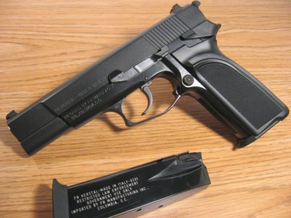 �������� FN Browning BDA