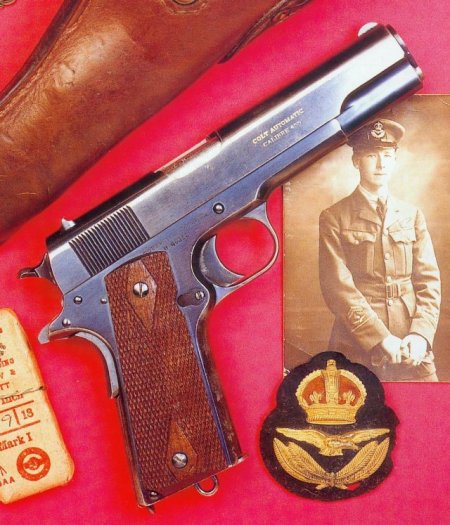 Colt M1911 ������� .455, ����������� �������������� � �������