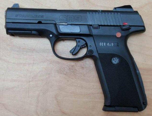 �������� Ruger SR9