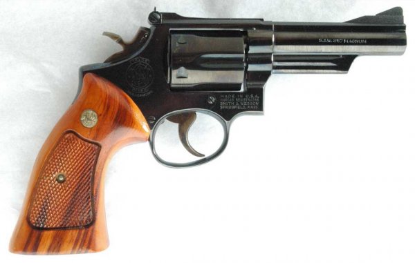 ��������� Smith & Wesson Model 19