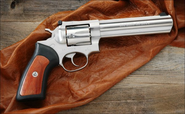 ��������� Ruger GP100