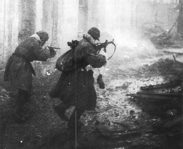 ��������� Sturmgewehr Stg.44 � ����