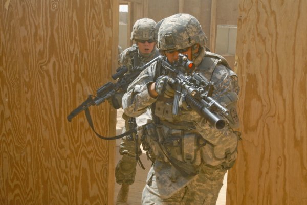 Colt M4A1 � ����� ���
